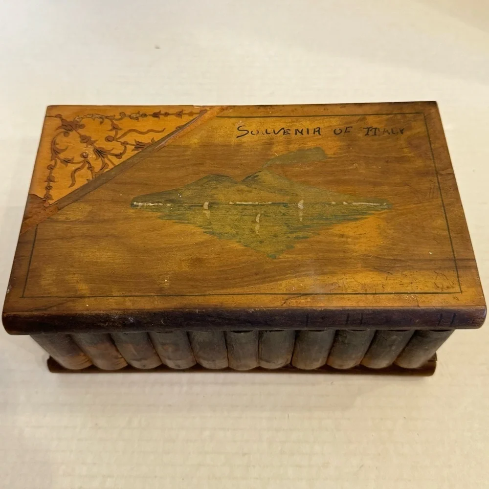 Antique Olive Wood Italian Vanity Box Olive Keepsake Jewelry Holder Decor VTG